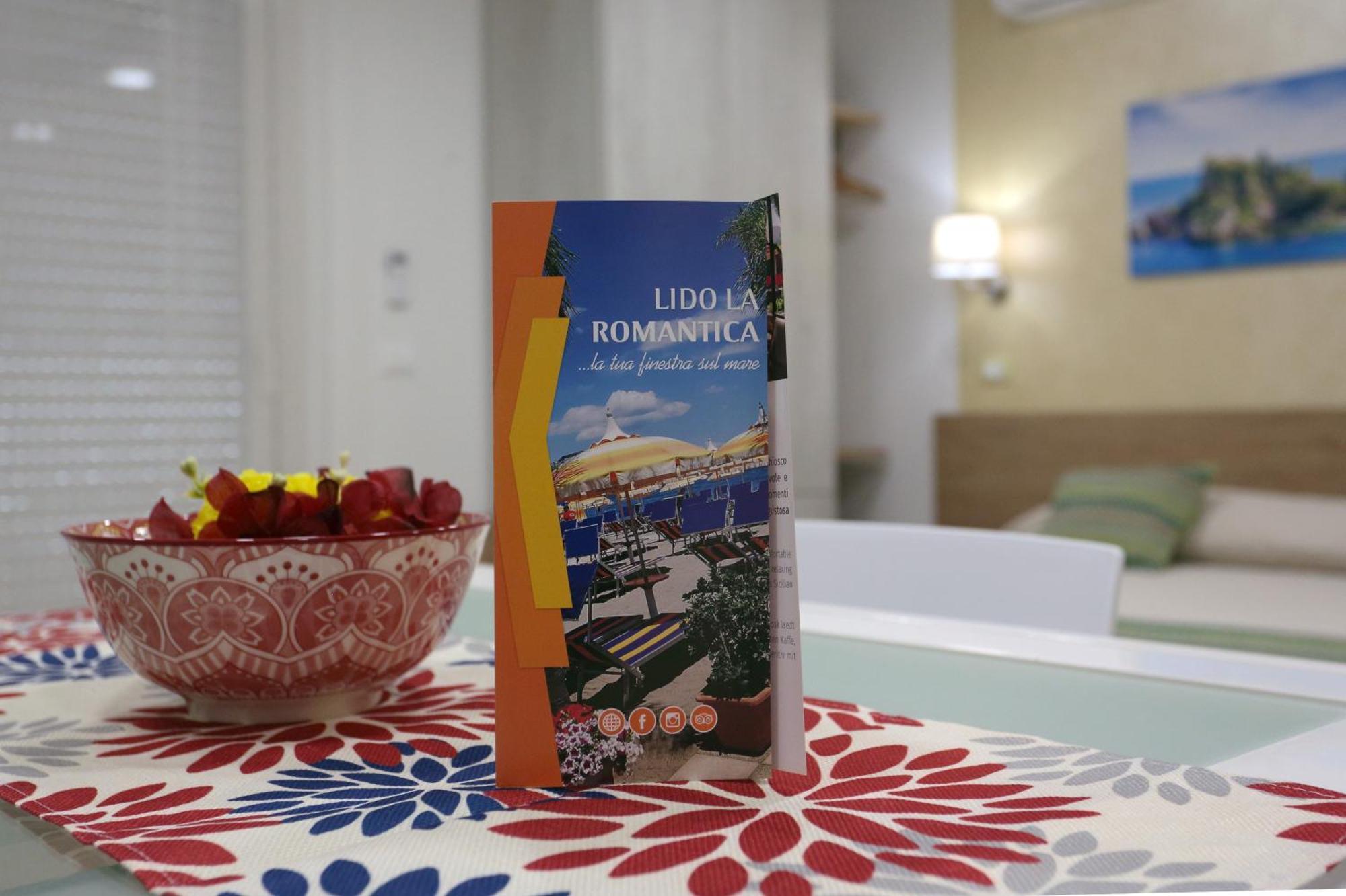 גיארדיני נאקסוס Theos Holidays Apartments מראה חיצוני תמונה