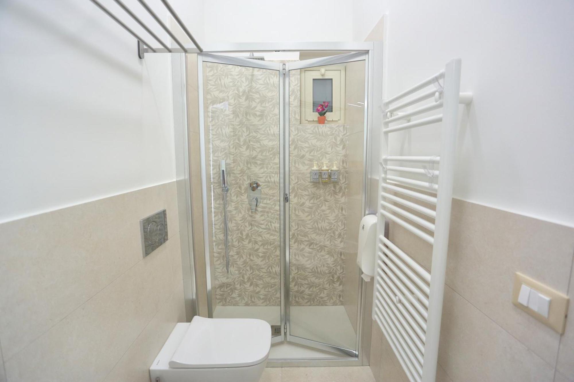 גיארדיני נאקסוס Theos Holidays Apartments מראה חיצוני תמונה
