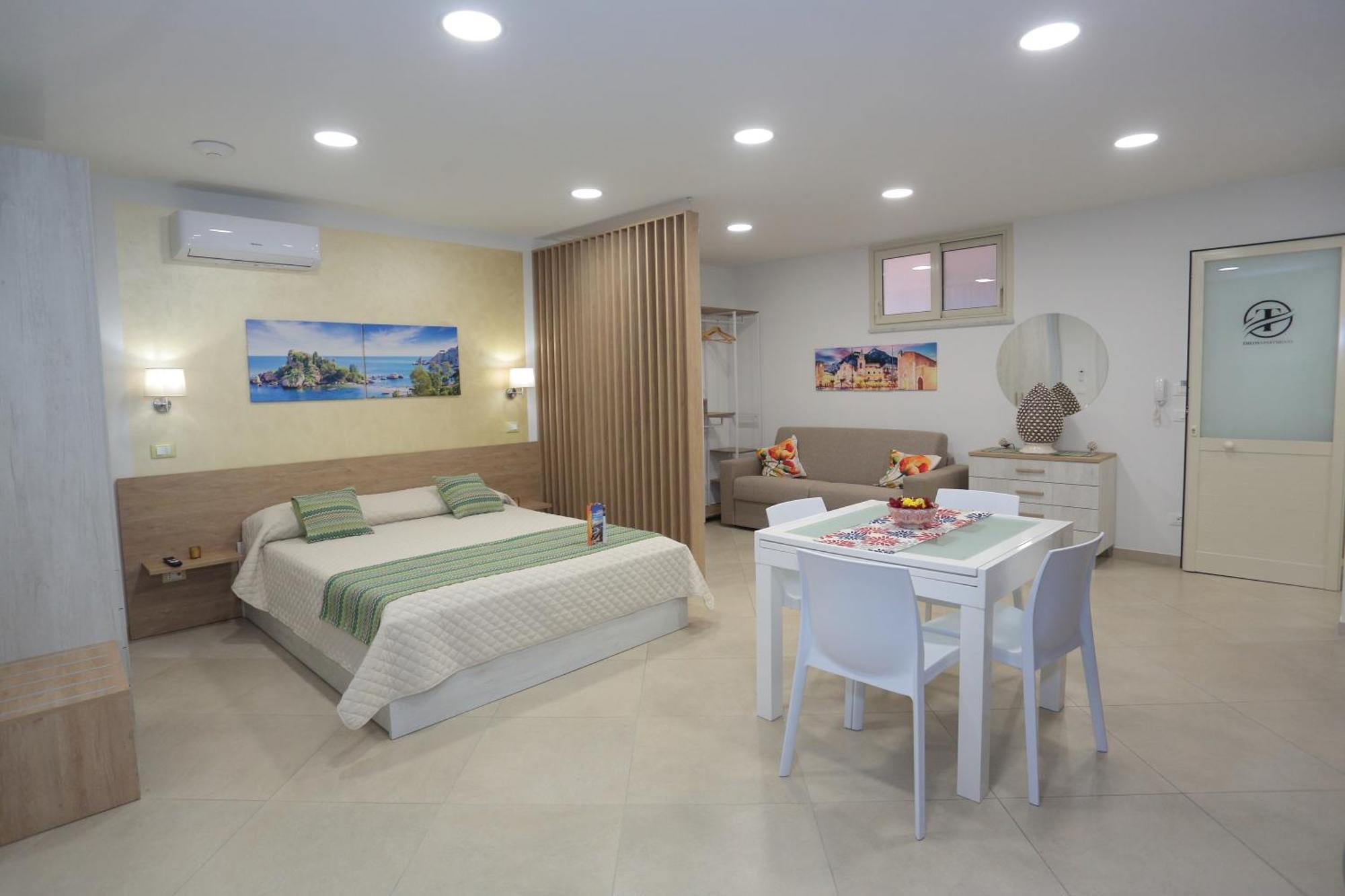 גיארדיני נאקסוס Theos Holidays Apartments מראה חיצוני תמונה